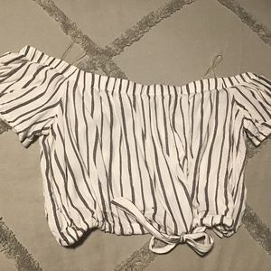 Off the shoulder crop top shirt